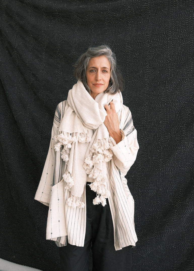 Pom Pom Shawl, Renia